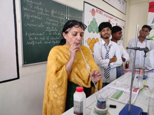 Class 101 Chemistry Activity - State School of Sports Jalandhar